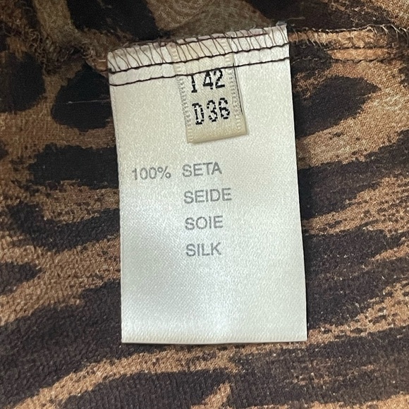 BLUMARINE Chiffon Leopard Print Sheer Blouse Gold Embellished Embroidered Sz 42 - Picture 7 of 8